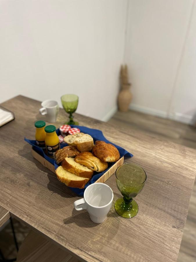 Hotel La Mission Saint-Martin-des-Noyers Zewnętrze zdjęcie